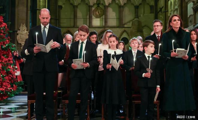 变开朗超有女王范凯特的星光耳环超亮眼ky开元棋牌三宝都来了！神颜夏洛特(图5)