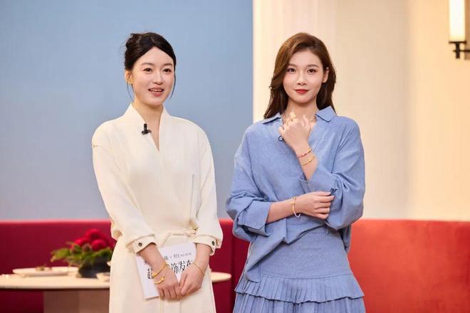 这届年轻人更在乎“审美平权”开元棋牌网站直播间买金学穿搭(图5)