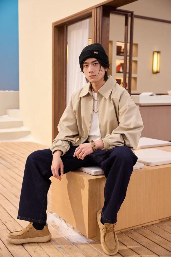 这届年轻人更在乎“审美平权”开元棋牌网站直播间买金学穿搭(图8)