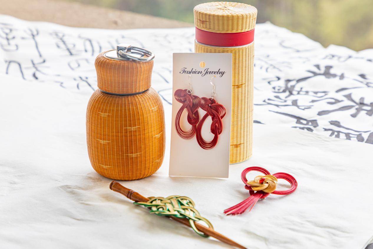 :在烟火人间激活千年文脉开元棋牌荆楚非遗焕新记(图5) :在烟火人间激活千年文脉开元棋牌荆楚非遗焕新记(图5)